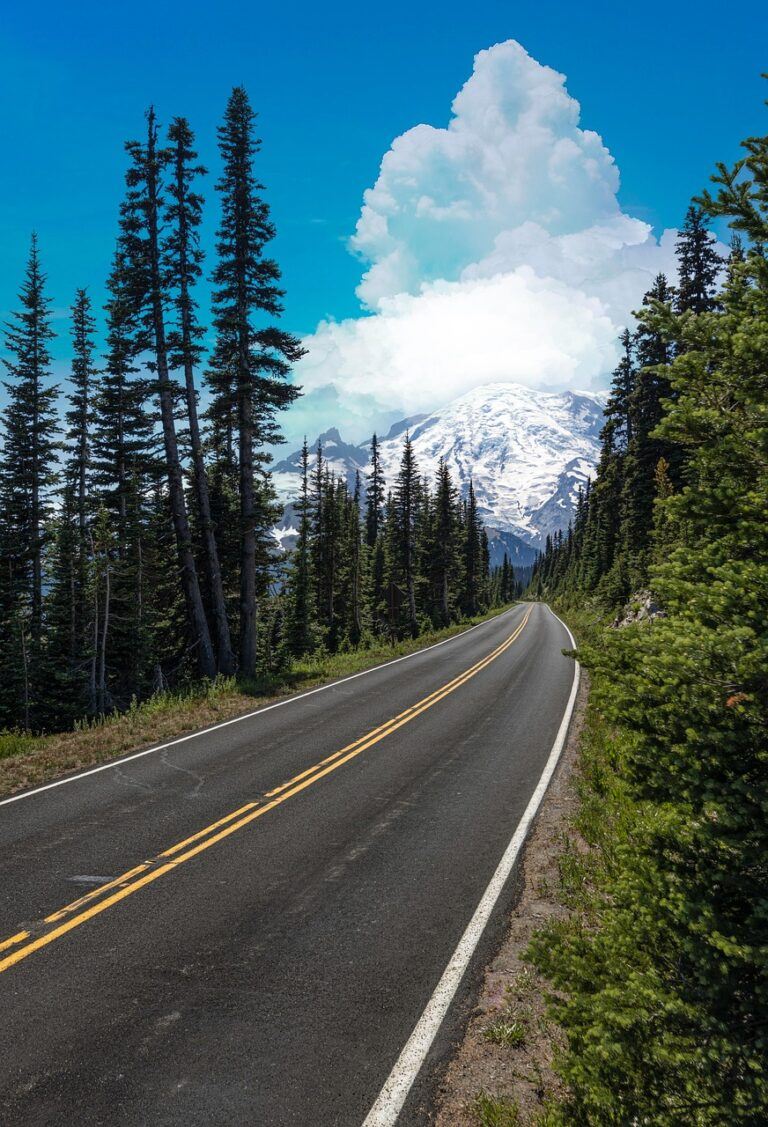 Best Small Towns In The Pacific Northwest For A Weekend